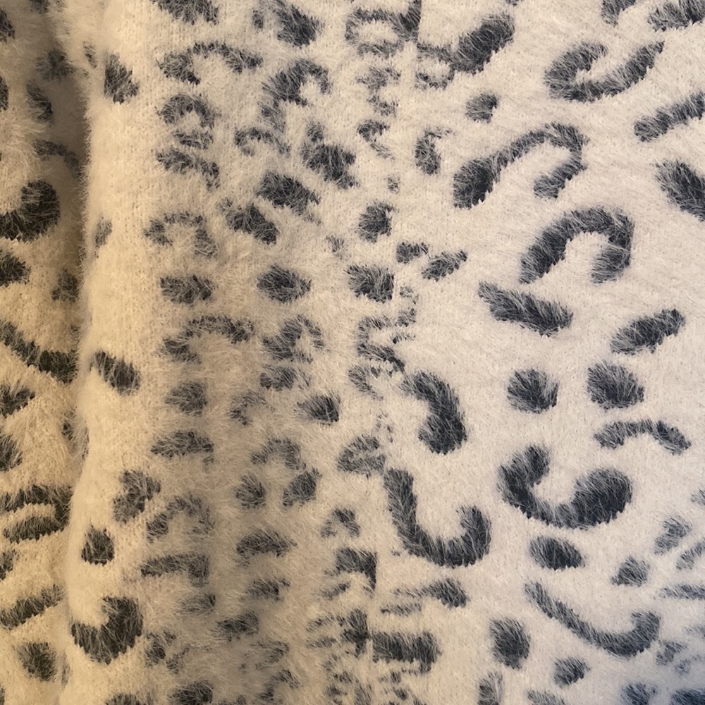 Leopard Print Open Cardigan - Picture 4 of 5